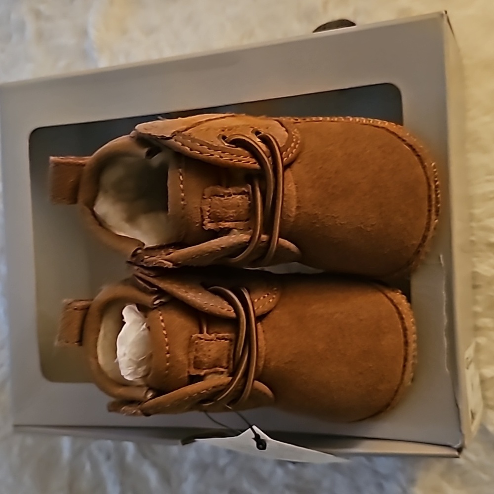 COPY - UGG BABY NEUMEL